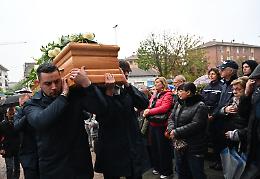 La città commossa ha salutato il giornalista Vittorio Savoia (FOTO E VIDEO)