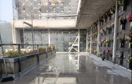 Le piastrelle del Grattacielo della Regione usate per rifare il cimitero