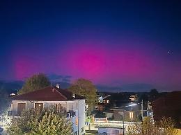 Aurora boreale: le prime immagini in Canavese. Ma è davvero un fenomeno così raro?