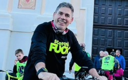 Il sindaco guida la pedalata di beneficenza contro la sclerosi