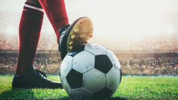 Calcio e solidarietà: nazionale italiana suore contro influencer in campo contro la violenza sulle donne