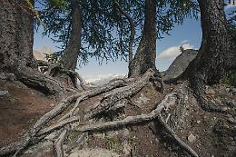 Una frana da 2milioni di metri cubi di terra e roccia minaccia le frazioni
