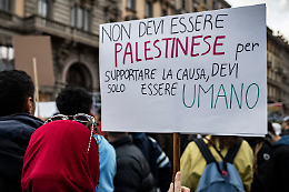 Guerra Israele-Palestina, mentre la politica dorme le associazioni scendono in piazza