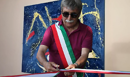 Sindaco e artista: "Sono come Picasso, io non copio, creo!"