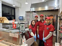 "Questo un kebabbaro? No! È un punto di riferimento per tutti gli egiziani e marocchini di Settimo"