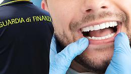 Falso dentista. Studio medico sotto sequestro