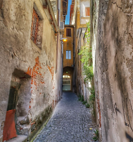 Ivrea, la città delle gallerie 
