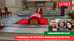 I monarchici esistono ancora: li abbiamo incontrati al funerale di Vittorio Emanuele di Savoia (VIDEO)