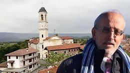 Dopo 40 anni come segretario comunale, decide di candidarsi a sindaco