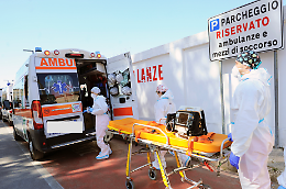 Parla un soccorritore del 118: "All'ospedale di Chivasso sono state spezzate delle vite, ci sono reparti gestiti da incompetenti"