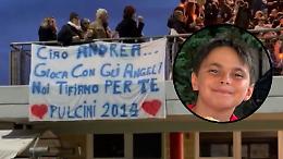 Amici, compagni di classe e parenti, un migliaio di persone alla fiaccolata per Andrea Vincenzi  (FOTO E VIDEO)