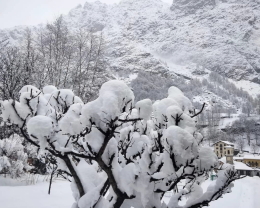Le Valli sono piene di neve e sui social impazzano le foto dei paesaggi "magici"