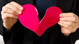 Cuore spezzato: muore a 76 anni il giorno dopo il marito.