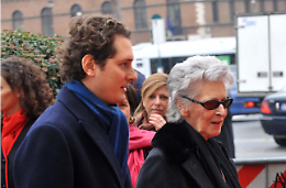 Eredità Agnelli: 5 lettere segrete svelano la "partizione" del patrimonio. John Elkann escluso?