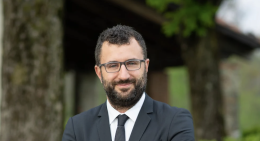 Staff del Sindaco, Bertino replica: “Altro che 150 mila euro. La cifra vera è 54 mila in tre anni”