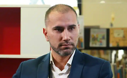 «Pane non ci rappresenta più, si deve dimettere»