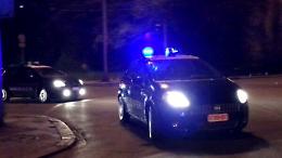 Le ruba la macchina mentre scarica la spesa: i carabinieri lo inseguono fin sotto casa dell'ex moglie a Torino 
