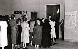 Settimo Torinese 1946: le donne votano per la prima volta, ma non possono candidarsi