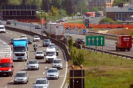 Tir contromano sull'autostrada Torino-Bardonecchia: paura e prontezza evitano il peggio