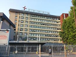 È morta Esmeralda, la bimba di due anni investita nel parcheggio dell'ospedale di Torino