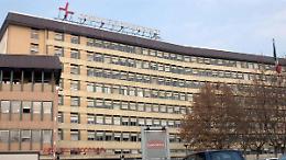 Bimba di 2 anni investita di fronte all'ospedale:  lei e la famiglia erano stati sfrattati qualche settimana fa