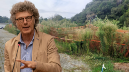 C'erano degli orti e oggi c'è l'erba alta due metri o forse anche di più