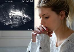 "Voci di libertà": a Chivasso la raccolta firme per l'aborto sicuro e accessibile