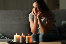 Blackout continui a Verolengo: il Comune ha le mani legate e i cittadini restano al buio