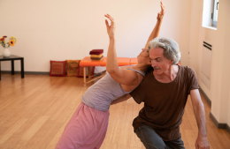 Riscoprire il Corpo con il Metodo Feldenkrais: La Storia di Fulvio e Alessia e l'Associazione Nexum
