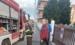 Allarme per una sospetta fuga di gas in via Pastrengo: intervento dei vigili del fuoco
