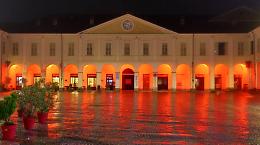 Ivrea si tinge di arancione per celebrare i 120 anni di ANPAS