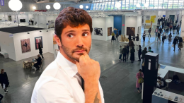 Stefano De Martino avvistato a Torino per l’Art Week: un amore per l’arte o solo una trovata social?