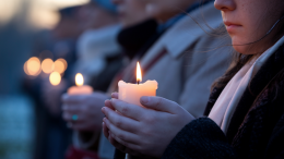 Nel cuore del Canavese un intero paese si sveglia all’alba per ricordare i suoi caduti

