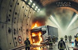 Il Frejus in versione Hollywood: fiamme, caos e vigili del fuoco pronti per l’Oscar