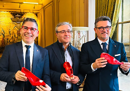 Trenta scarpette rosse del Canavese in Regione Piemonte