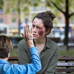 Giornata contro la violenza di genere: Rondissone dice NO con una comunità in azione