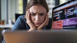 Truffe online da 600mila euro: smantellata rete di falsi broker. La guida completa per non cadere nella trappola