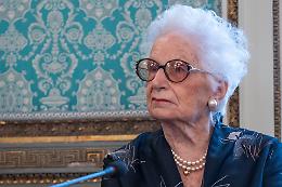 Pinerolo tradisce la memoria: bocciata la cittadinanza a Liliana Segre, è l’antisemitismo a vincere? 