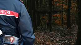 Tragedia a Cafasse: uomo di 40 anni trovato senza vita nei boschi