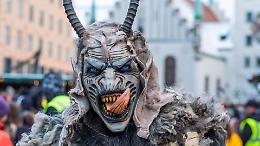 Natale horror: il Krampuslauf, la sfilata che fa tremare grandi e piccini!