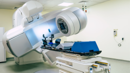Tumori: a Ivrea arriva il super macchinario che salva vite, tecnologia moderna