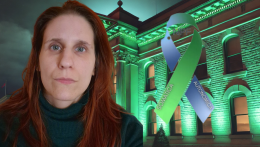 Il Palazzo Comunale si accende di verde: un messaggio di speranza contro il dolore cronico