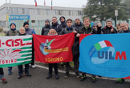 Venaria in piazza: 300 lavoratori Marelli dicono no alla fuga delle industrie