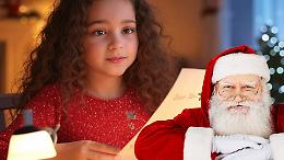 Le letterine dei bambini riempiono l’ufficio postale di Rondissone di magia e sorrisi