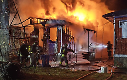 Incendio a Venaria: distrutta la storica sede del Club Alpino Italiano