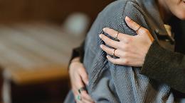 "Costretta a occupare per salvare i figli": la drammatica storia di Arianna a Torino