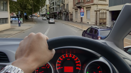 Ivrea ostaggio di un "pazzo al volante": strade nel terrore