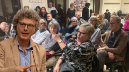 Ventuno alberi per salvare il pianeta: Francesco Comotto lancia la sfida globale