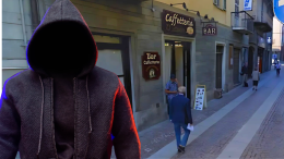 Paura a Chieri: rapinatore aggredisce barista e fugge con il bottino