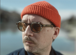 Willie Peyote torna a Sanremo con un album: "Grazie ma no grazie" e un disco di pancia